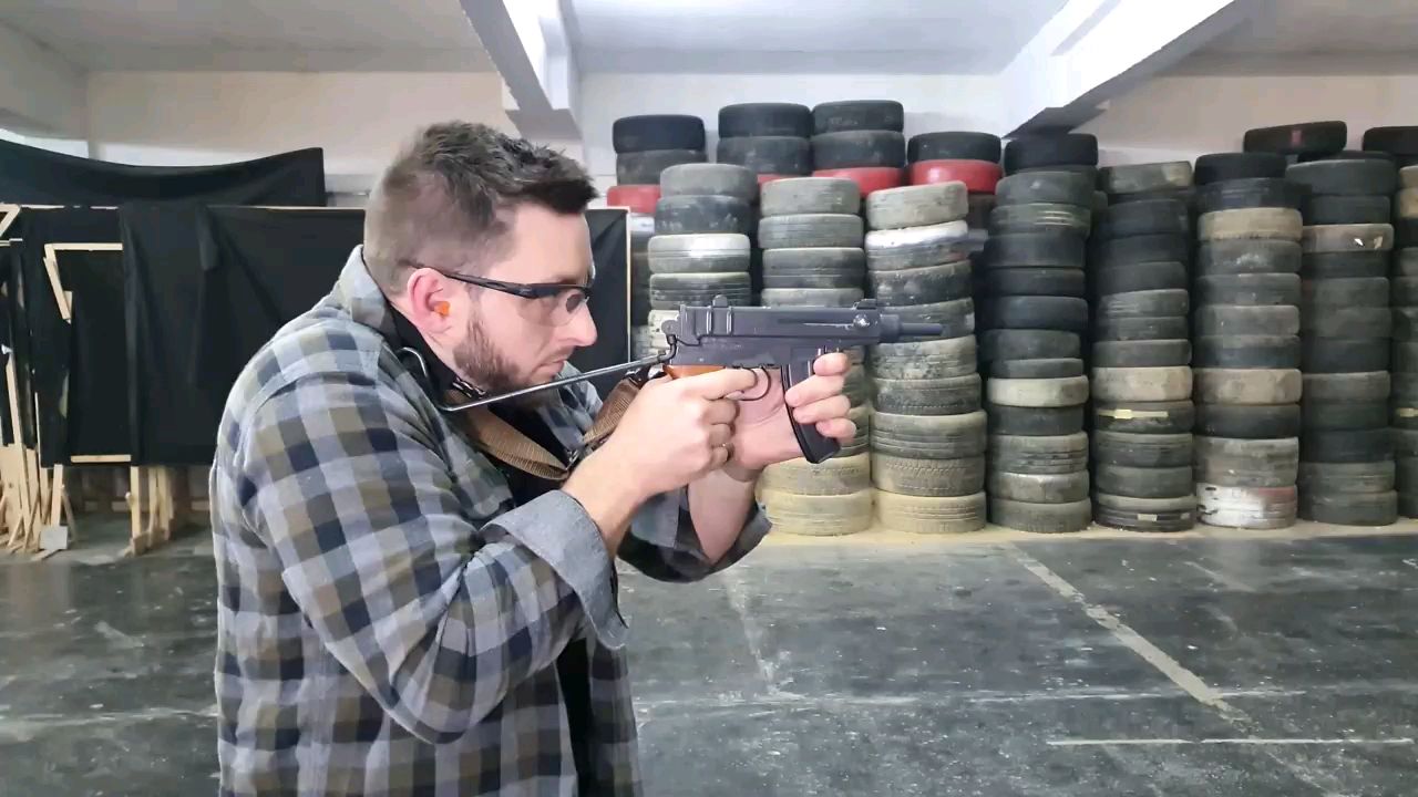 Vz61 SBR蝎式冲锋枪速射